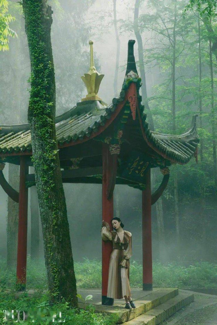 纪实：23岁女子租房接单，被男朋友举报：分我的钱太少